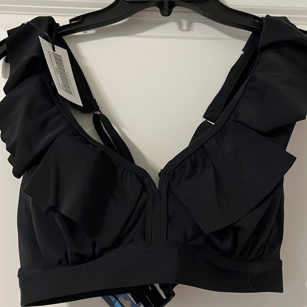 Ruffled bikini top